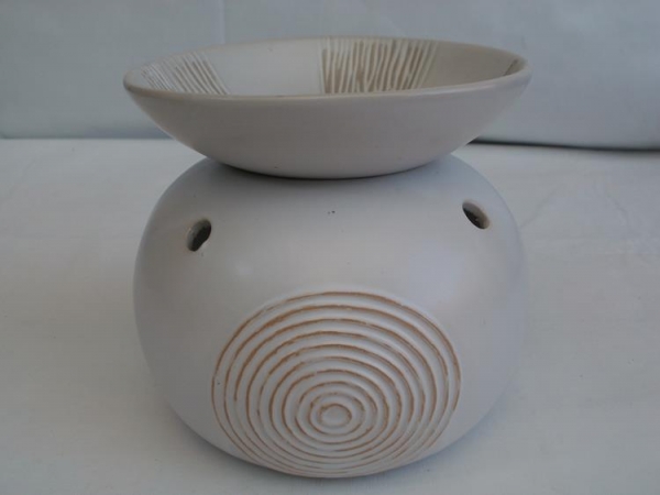 Duftlampe aus Keramik in Alt-WeiÃŸ, 14 cm hoch
