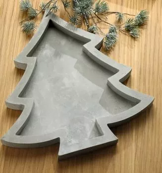 30 cm große Deko-Schale in Tannenbaumform aus Zement in Grau