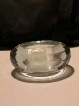 Teelichthalter rund aus Glas, Durchmesser 6,9 cm Teelichthalter rund aus Glas, Durchmesser 6,9 cm