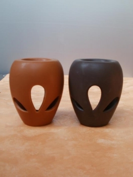 Duftlampe aus Keramik in Braun oder Dunkelbraun