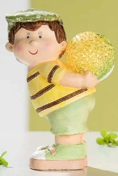 GILDE Dekofigur aus Keramik Junge mit LED Kugel, stehend, 15 cm