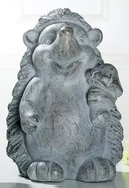 39 cm großer stehender Igel aus Magnesia in Grau