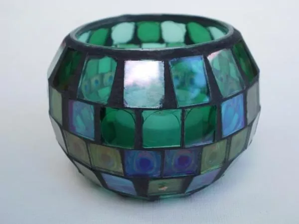 6,5 cm hohes LED-Windlicht aus Mosaik-Glas 6,5 cm hohes LED-Windlicht aus Mosaik-Glas