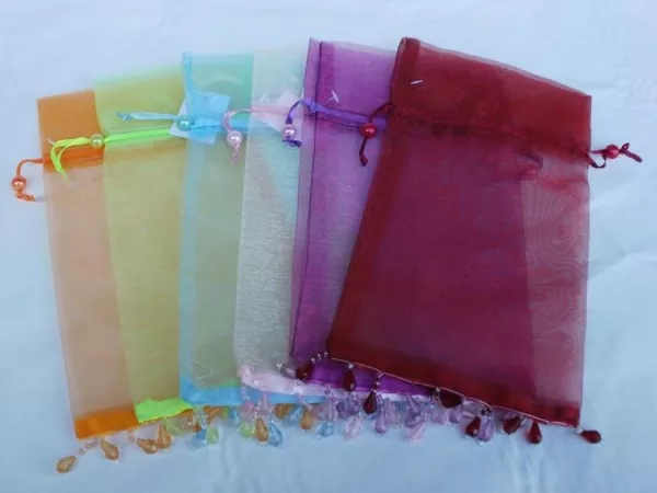 Organza Säckchen in 6 Farben, 27 x 12 cm Organza Säckchen in 6 Farben, 27 x 12 cm