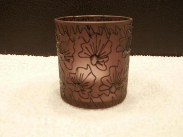 7 cm hohes Votivglas in Blütenoptik