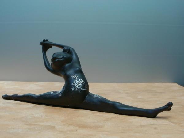 Yoga-Frosch in Schwarz und Weiß, 19,5 cm